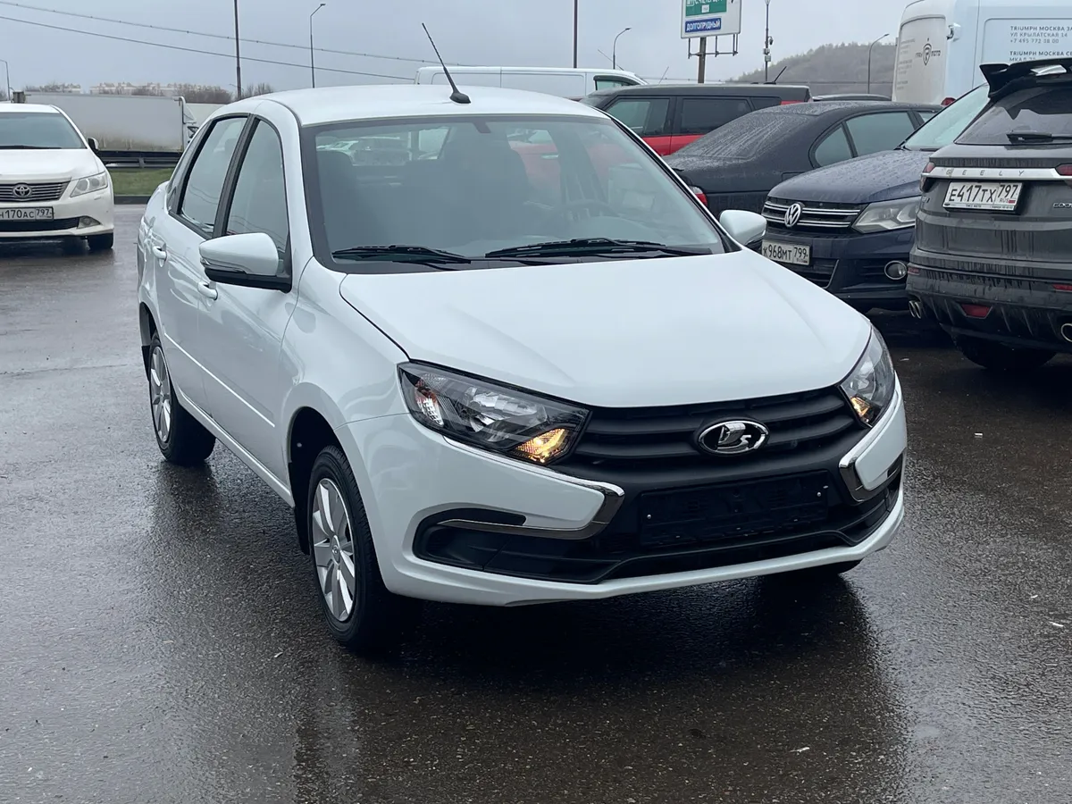 картинка ВАЗ (Lada) Granta 1.6 MT (90 л.с.) от galaxy-auto