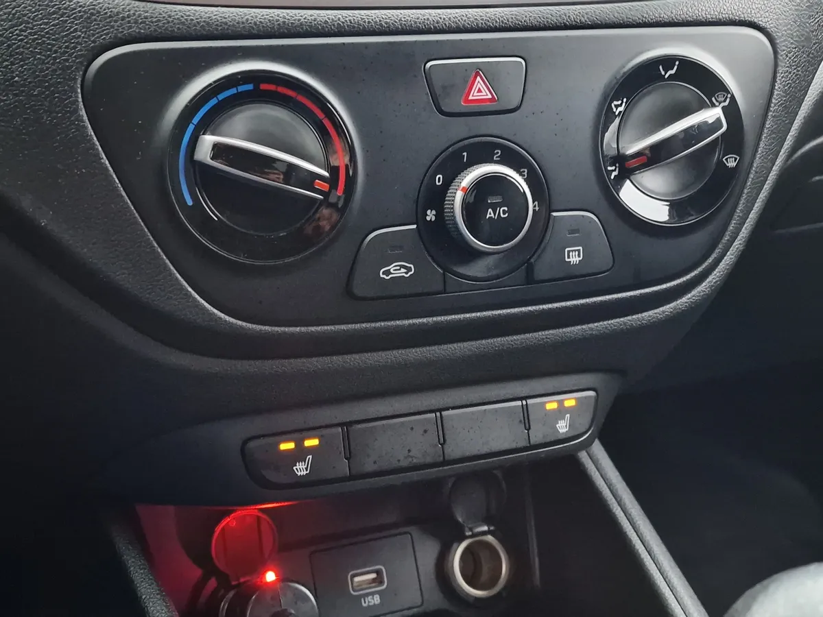 Hyundai Solaris 1.6 MT (123 л.с.), 2019 — фото 8