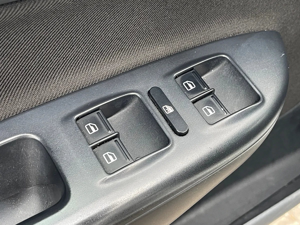 Skoda Octavia 1.6 MT (102 л.с.), 2012 — фото 9