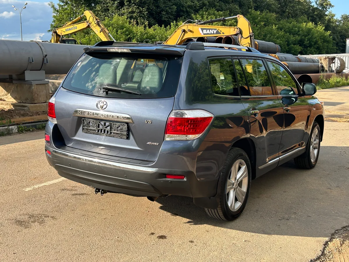 Toyota Highlander 3.5 AT 4WD (273 л.с.), 2011 — фото 4