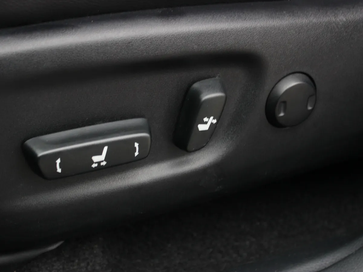 Toyota RAV4 2.0 CVT 4WD (146 л.с.), 2013 — фото 10