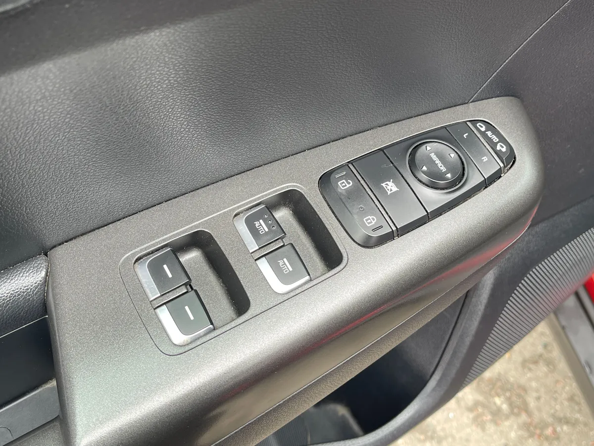 Kia Sportage 2.0 AT (150 л.с.), 2018 — фото 9