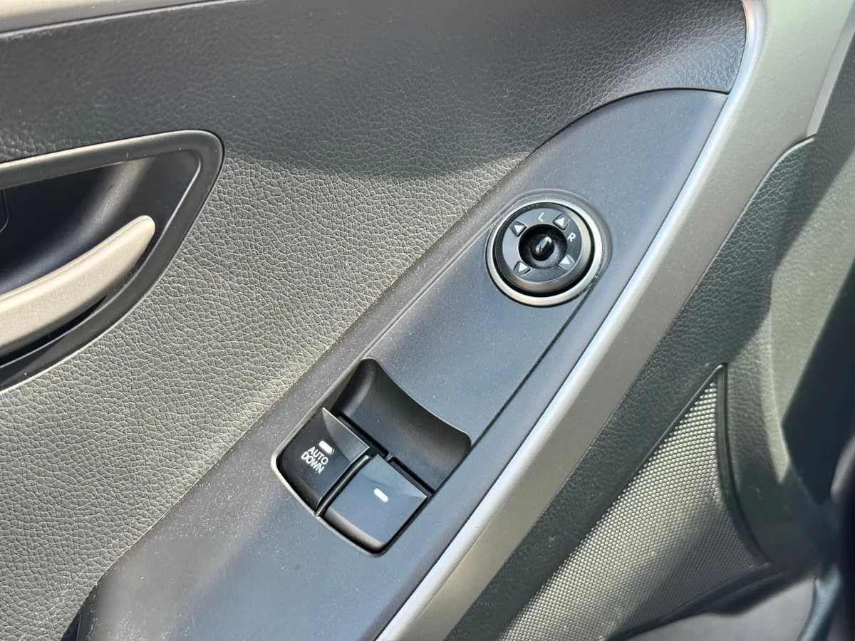 Hyundai i30 1.6 AT (130 л.с.), 2016 — фото 10