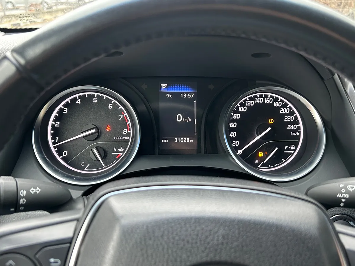 Toyota Camry 2.5 AT (200 л.с.), 2021 — фото 6