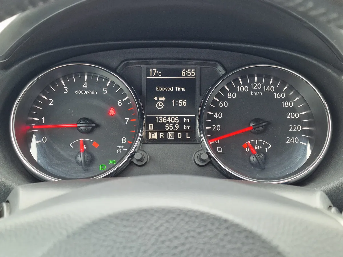 Nissan Qashqai 1.6 CVT FWD (117 л.с.), 2013 — фото 6