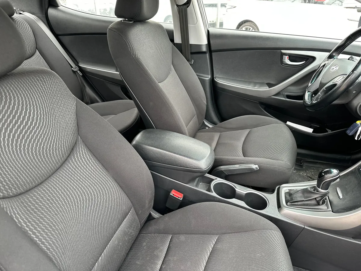 Hyundai Elantra 1.6 AT (132 л.с.), 2015 — фото 15