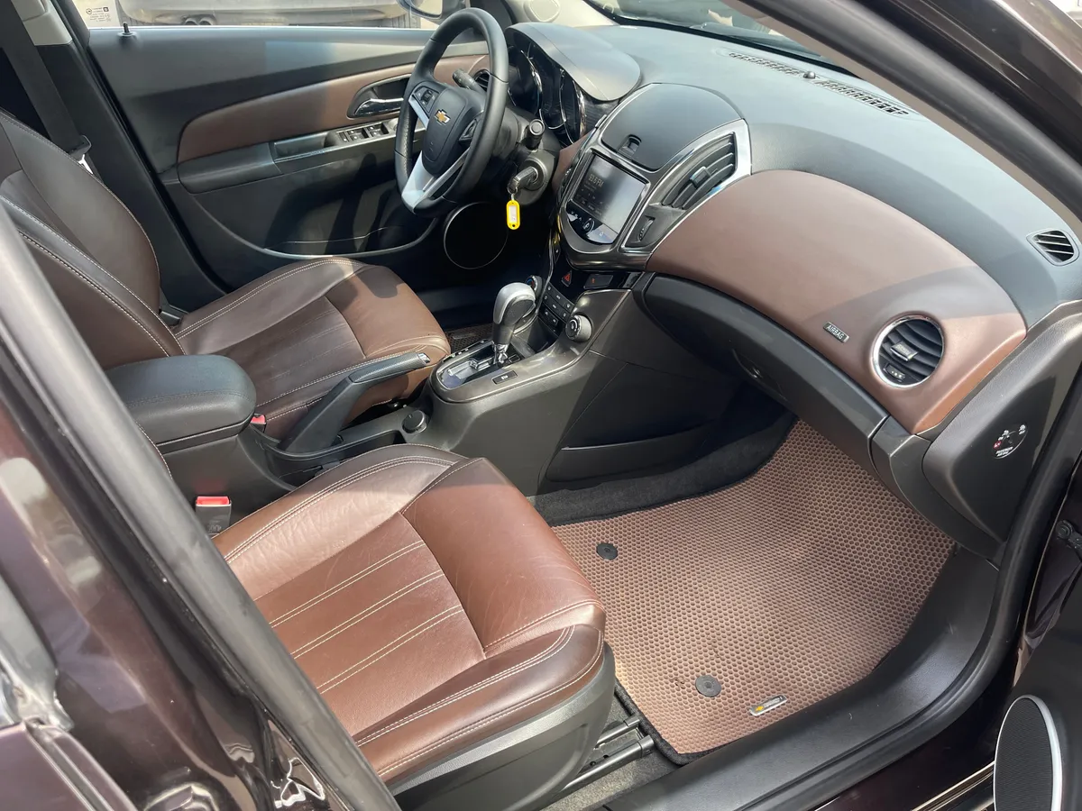 Chevrolet Cruze 1.4 Turbo AT (140 л.с.), 2013 — фото 5