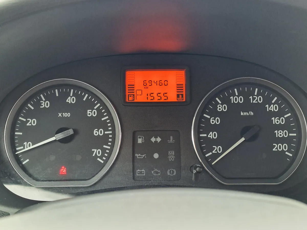 Nissan Almera 1.6 AT (102 л.с.), 2017 — фото 8