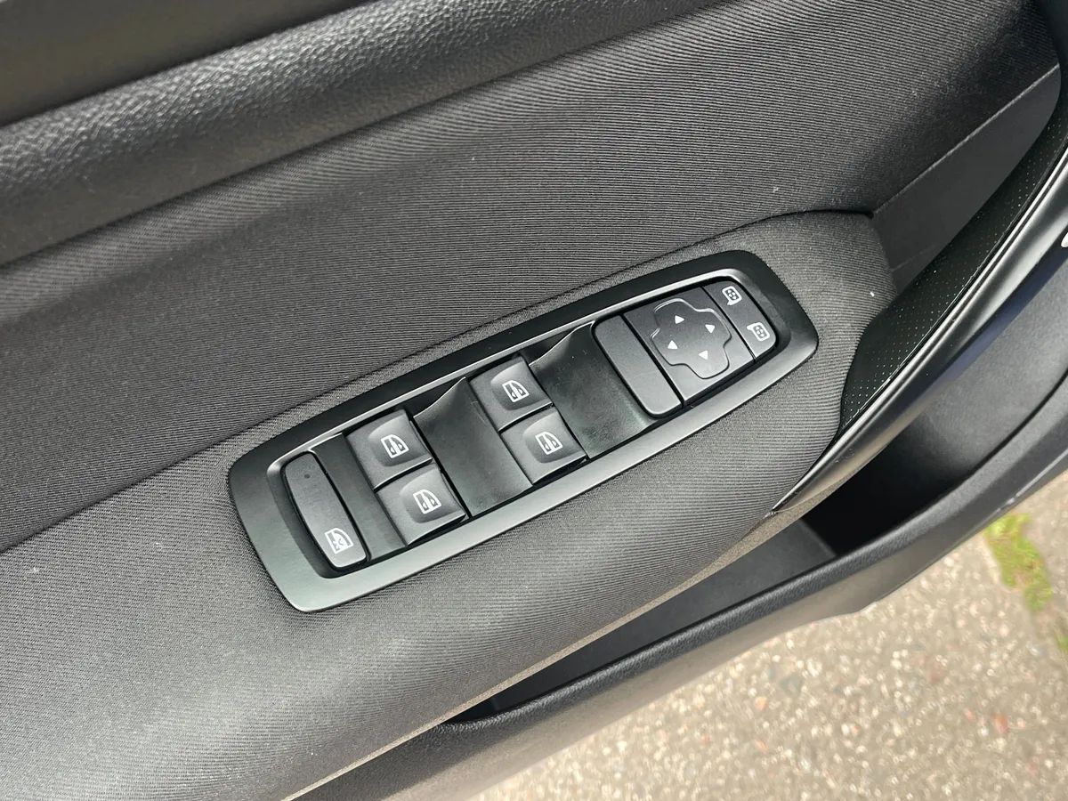 Renault Megane 1.5 dCi EDC (110 л.с.), 2018 — фото 12