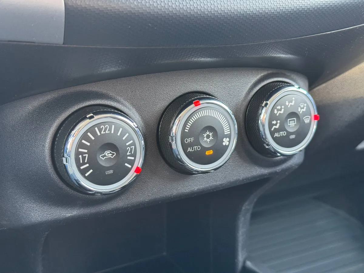 Mitsubishi Outlander 2.0 CVT 4WD (147 л.с.), 2011 — фото 9