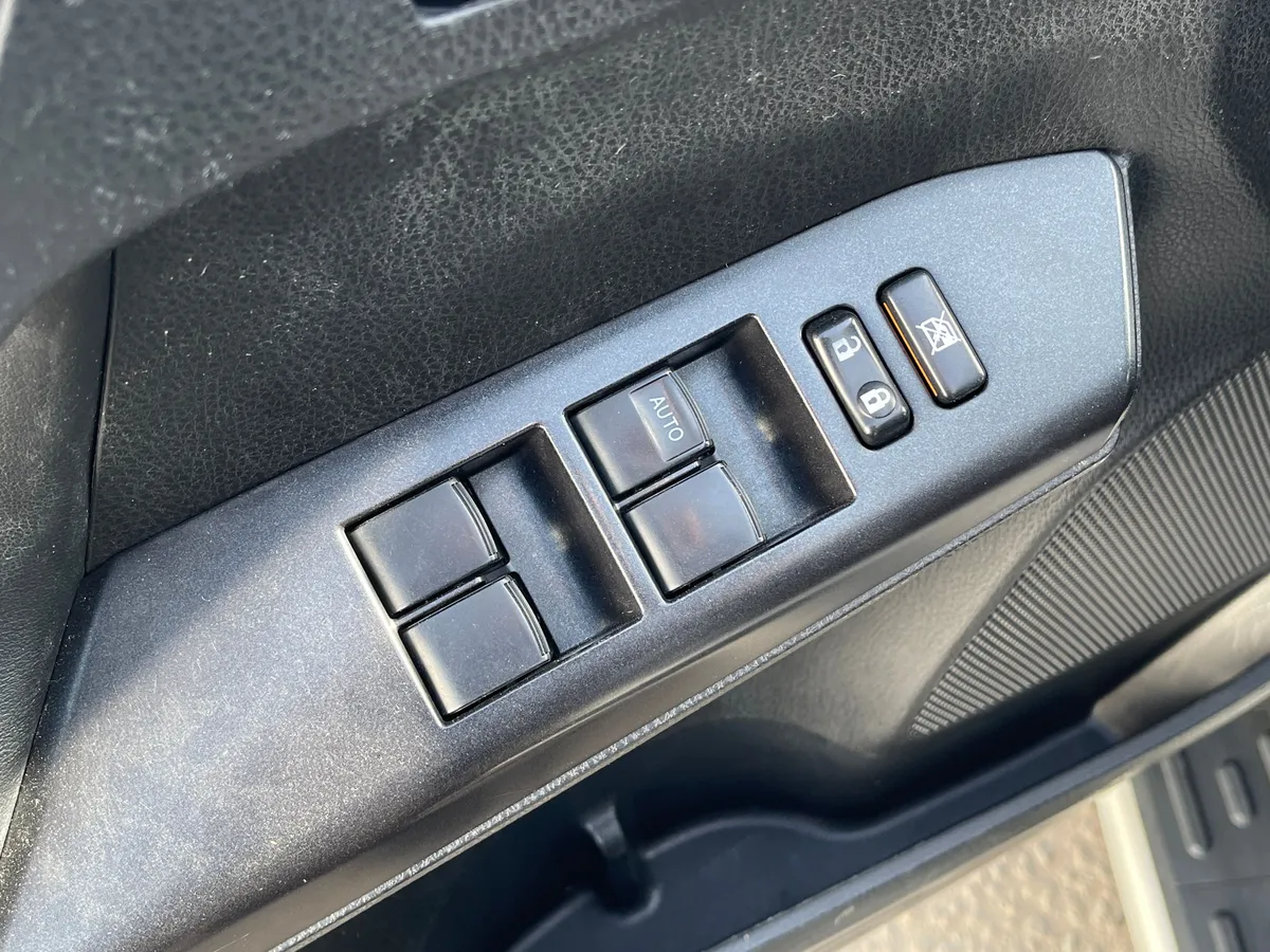 Toyota RAV4 2.0 CVT (146 л.с.)