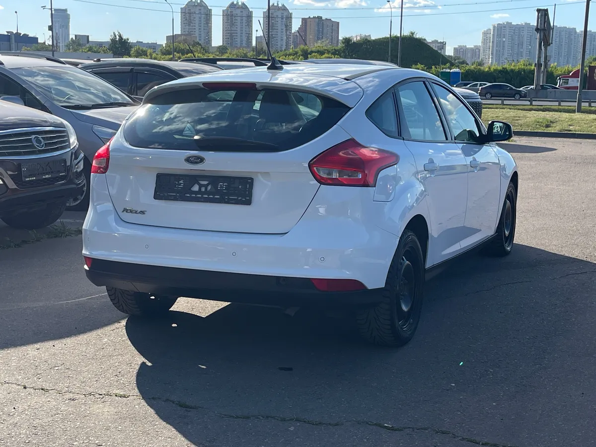 Ford Focus 1.6 Ti-VCT PowerShift (105 л.с.)