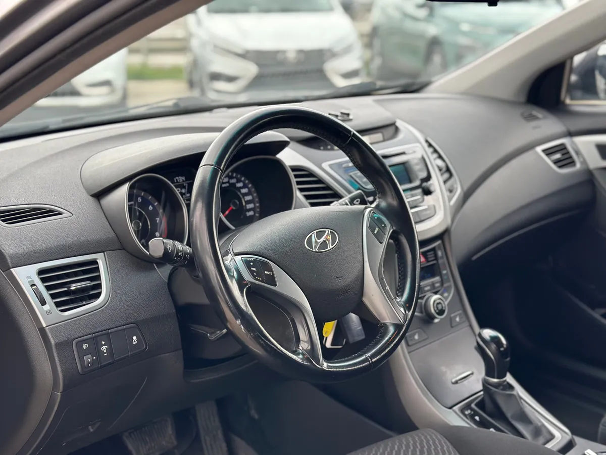 Hyundai Elantra 1.6 AT (132 л.с.), 2015 — фото 6