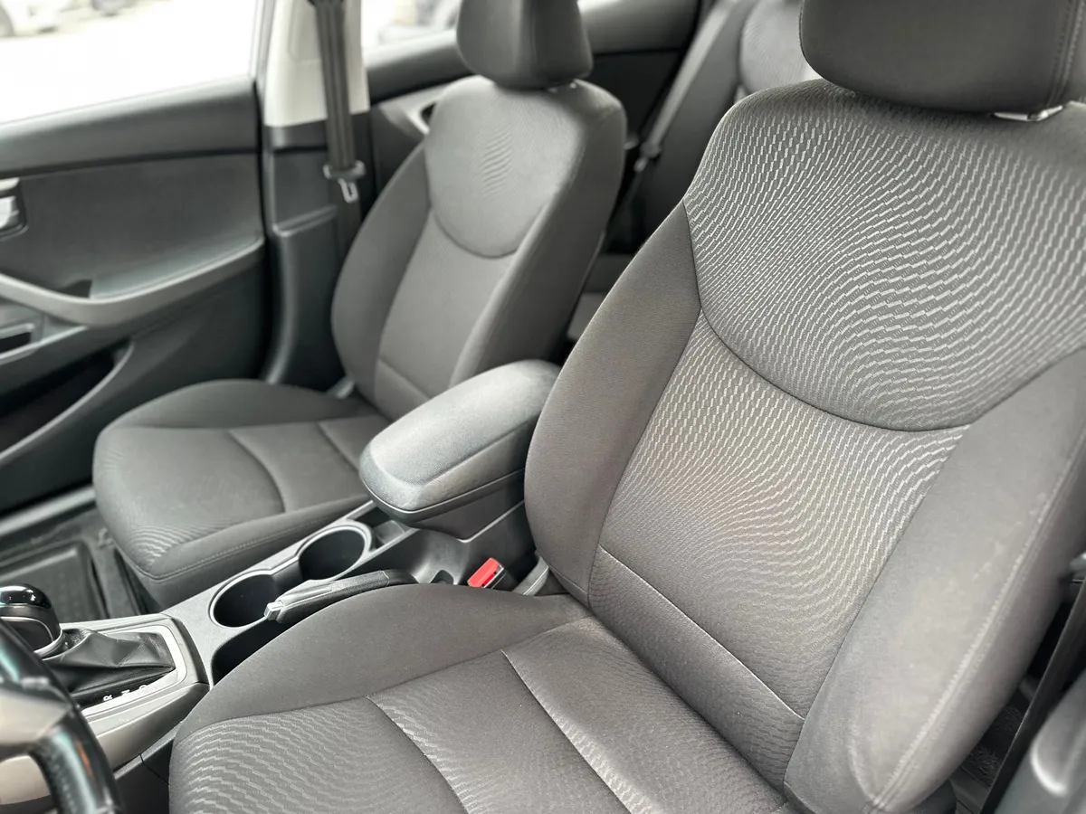 Hyundai Elantra 1.6 AT (132 л.с.), 2015 — фото 19