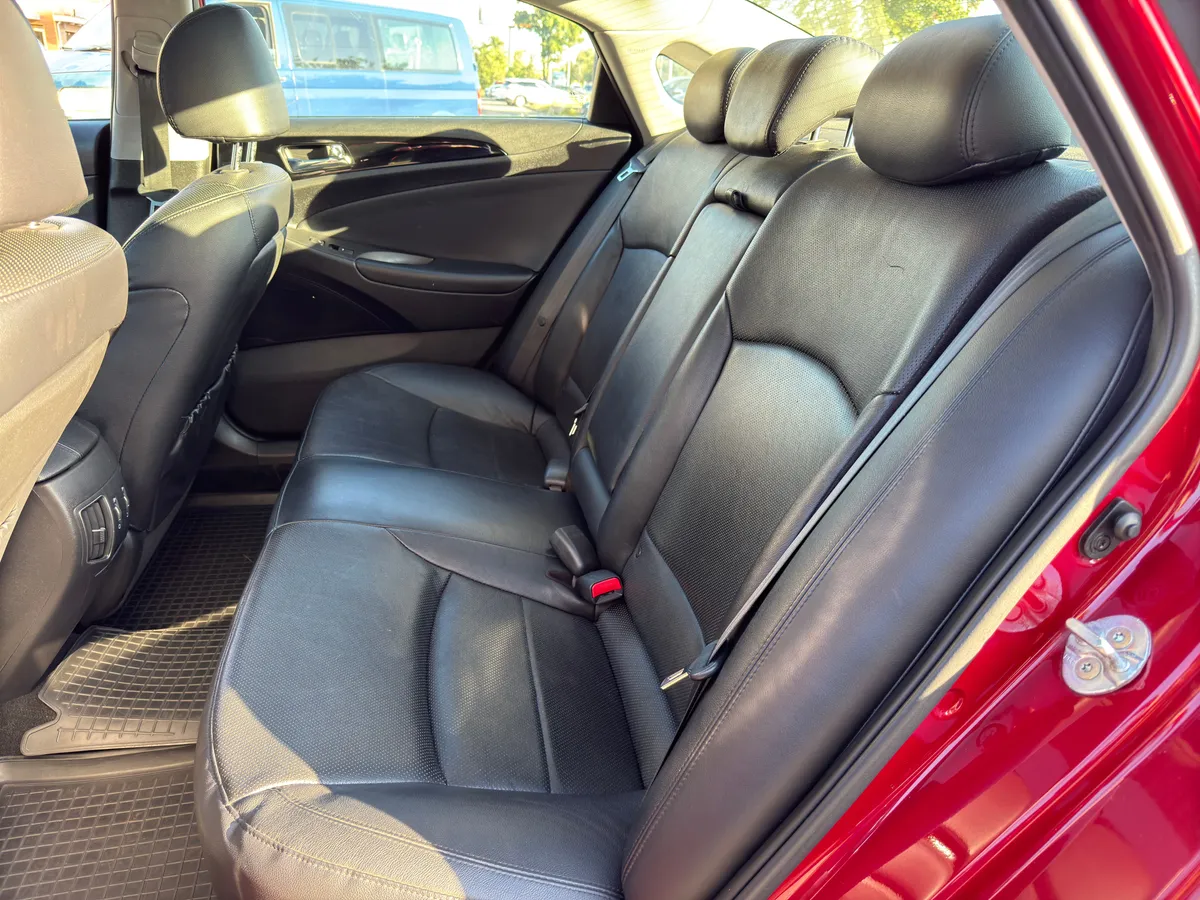 Hyundai Sonata 2.4 MPi AT (178 л.с.), 2012 — фото 8