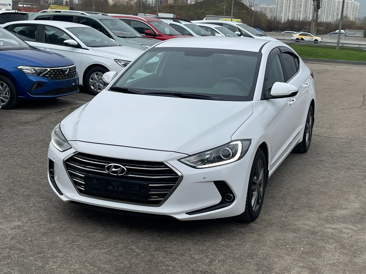 Hyundai Elantra 2.0 AT (150 л.с.), 2017 — фото 4