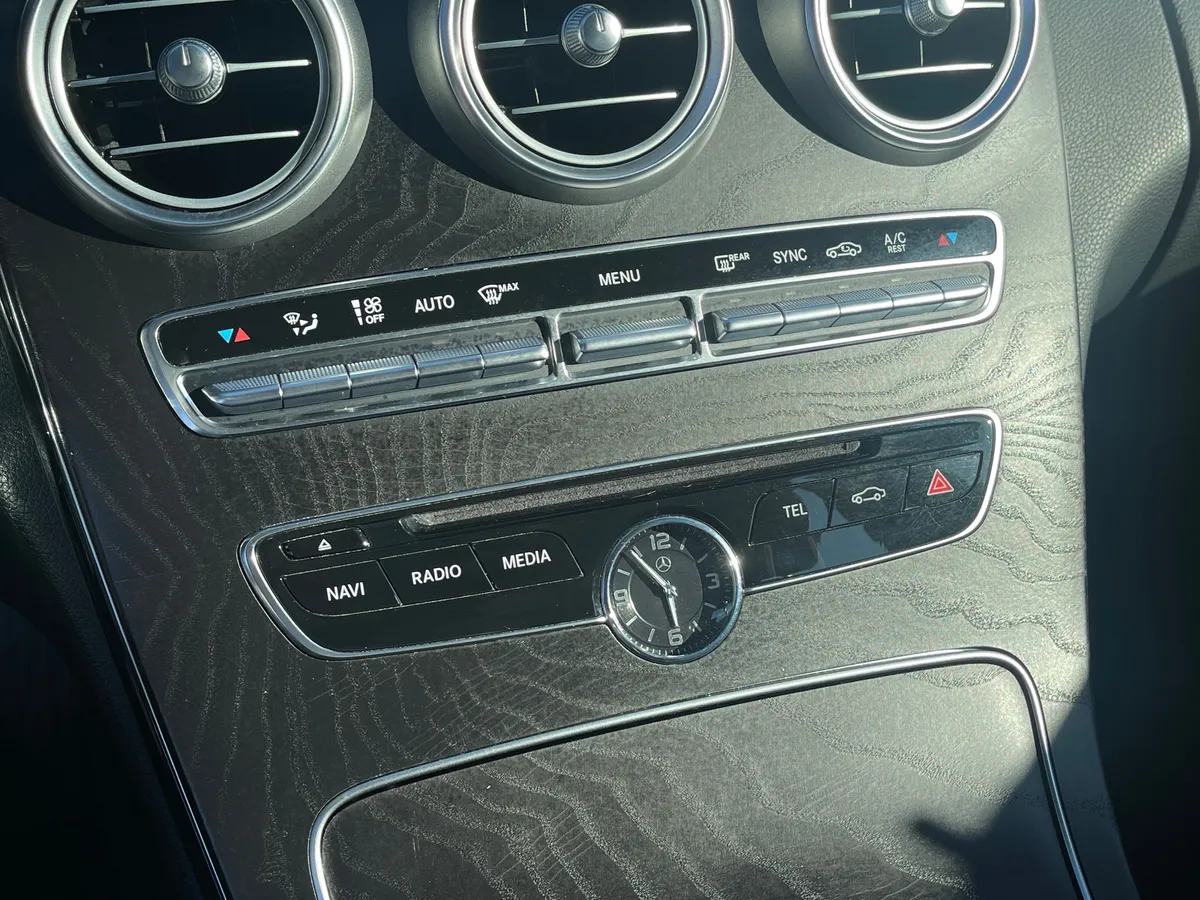 Mercedes-Benz C-Класс C 180 7G-Tronic Plus (156 л.с.)