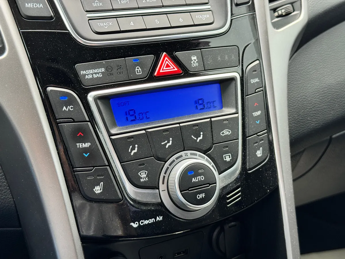 Hyundai i30 1.6 AT (130 л.с.), 2014 — фото 9