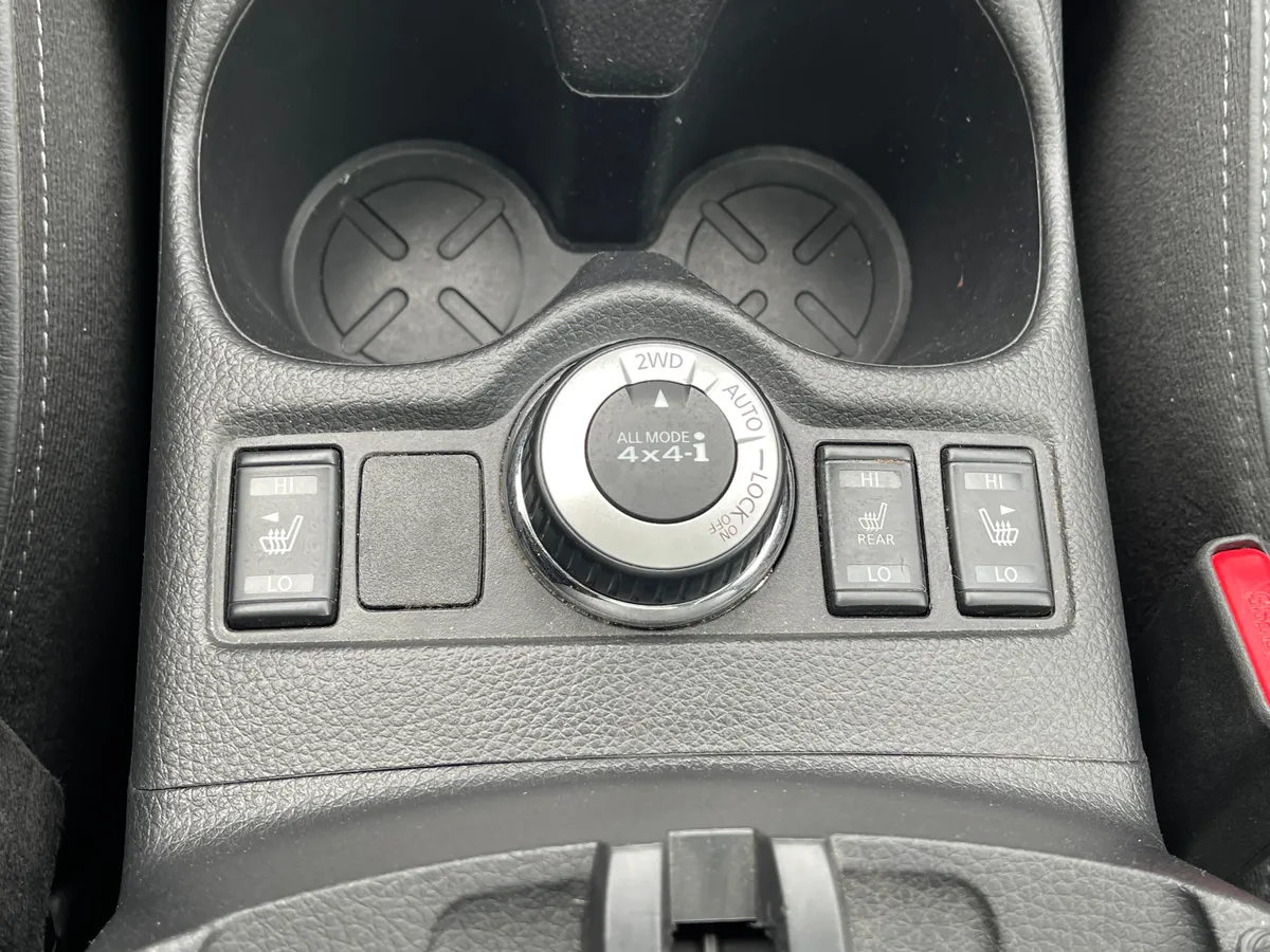 Nissan Qashqai 2.0 CVT 4WD (144 л.с.), 2019 — фото 8