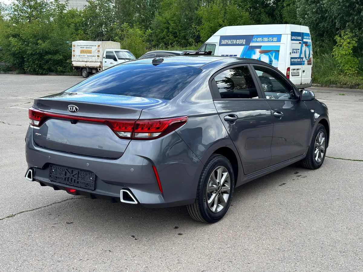 Kia Rio 1.6 AT (123 л.с.)