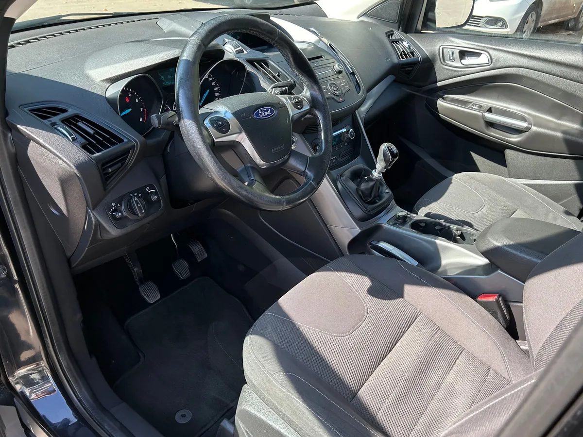 Ford Kuga 1.6 EcoBoost MT (150 л.с.), 2014 — фото 5