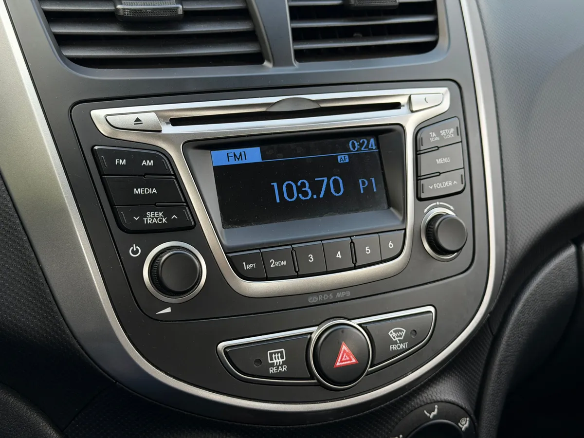 Hyundai Solaris 1.4 AT (107 л.с.)