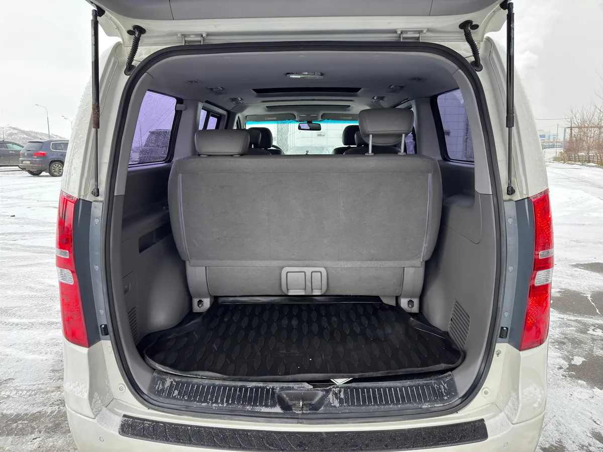 Hyundai Grand Starex 2.5 AT 4WD (145 л.с.), 2012 — фото 5