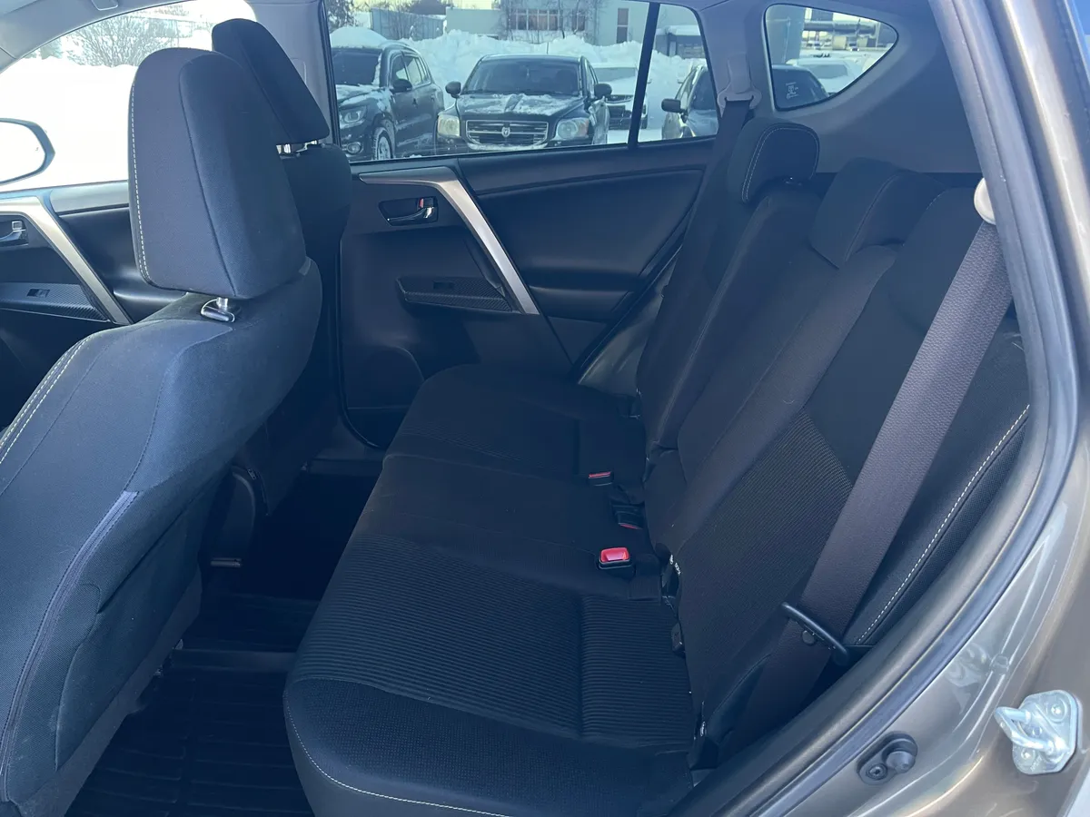 Toyota RAV4 2.0 CVT 4WD (146 л.с.), 2014 — фото 10