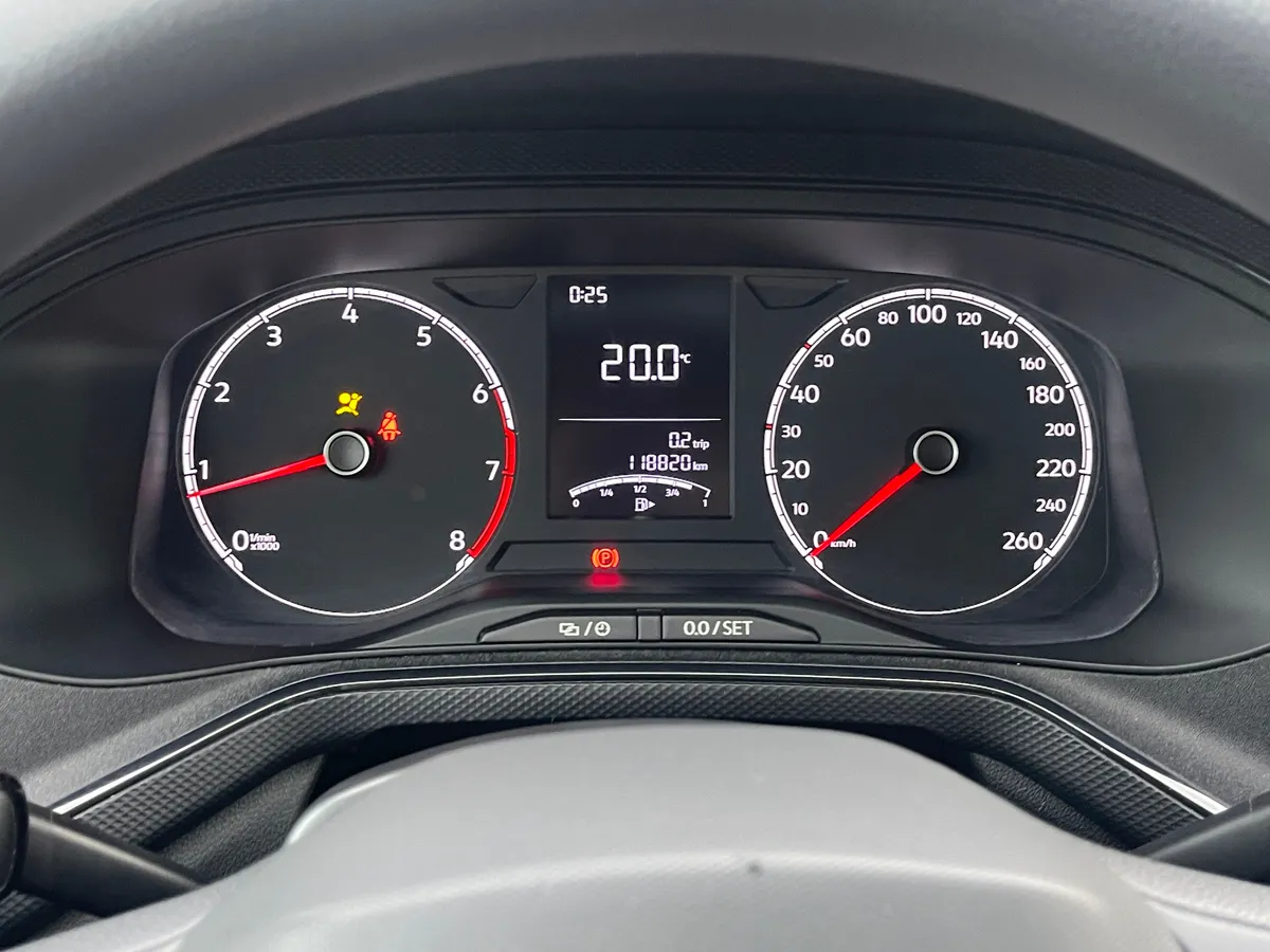 Volkswagen Polo 1.6 AT (110 л.с.), 2020 — фото 7