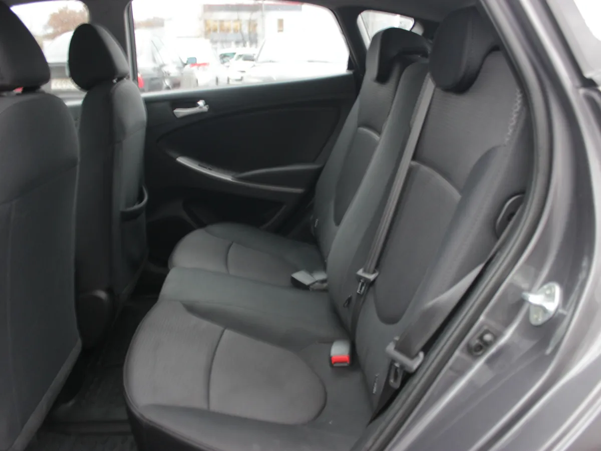 Hyundai Solaris 1.6 AT (123 л.с.), 2015 — фото 10