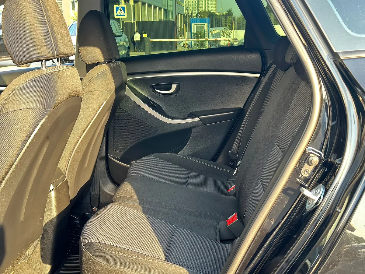 Hyundai i30 1.6 AT (130 л.с.), 2012 — фото 7