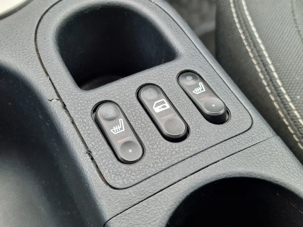 Nissan Qashqai 1.6 CVT FWD (117 л.с.), 2013 — фото 9