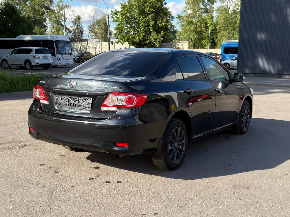 Toyota Corolla 1.6 MT (124 л.с.)