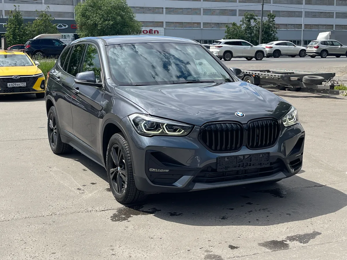 картинка BMW X1 1.5 (140 л.с.) АКПП, передний, двигатель sDrive 18i AT от galaxy-auto