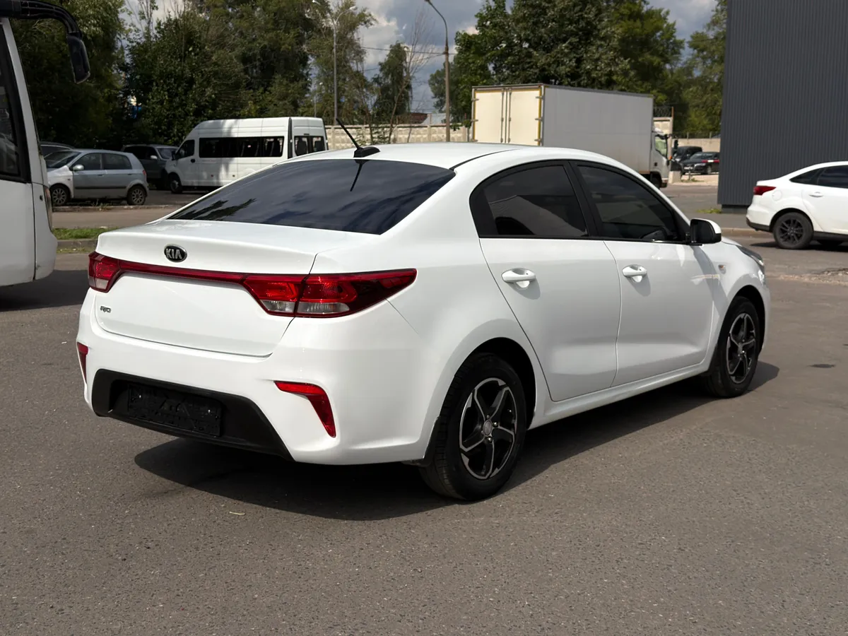Kia Rio 1.6 MT (123 л.с.), 2017 — фото 4