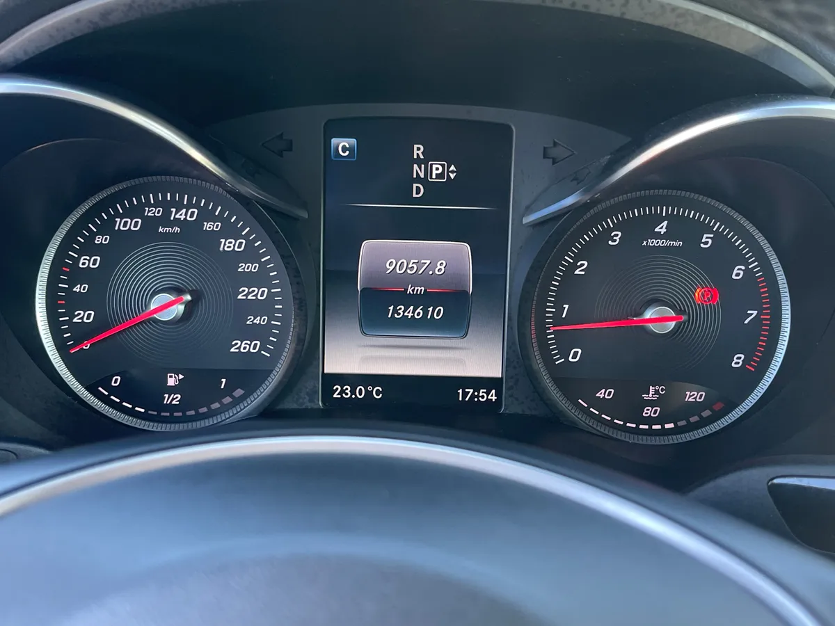 Mercedes-Benz C-Класс C 180 7G-Tronic Plus (156 л.с.)