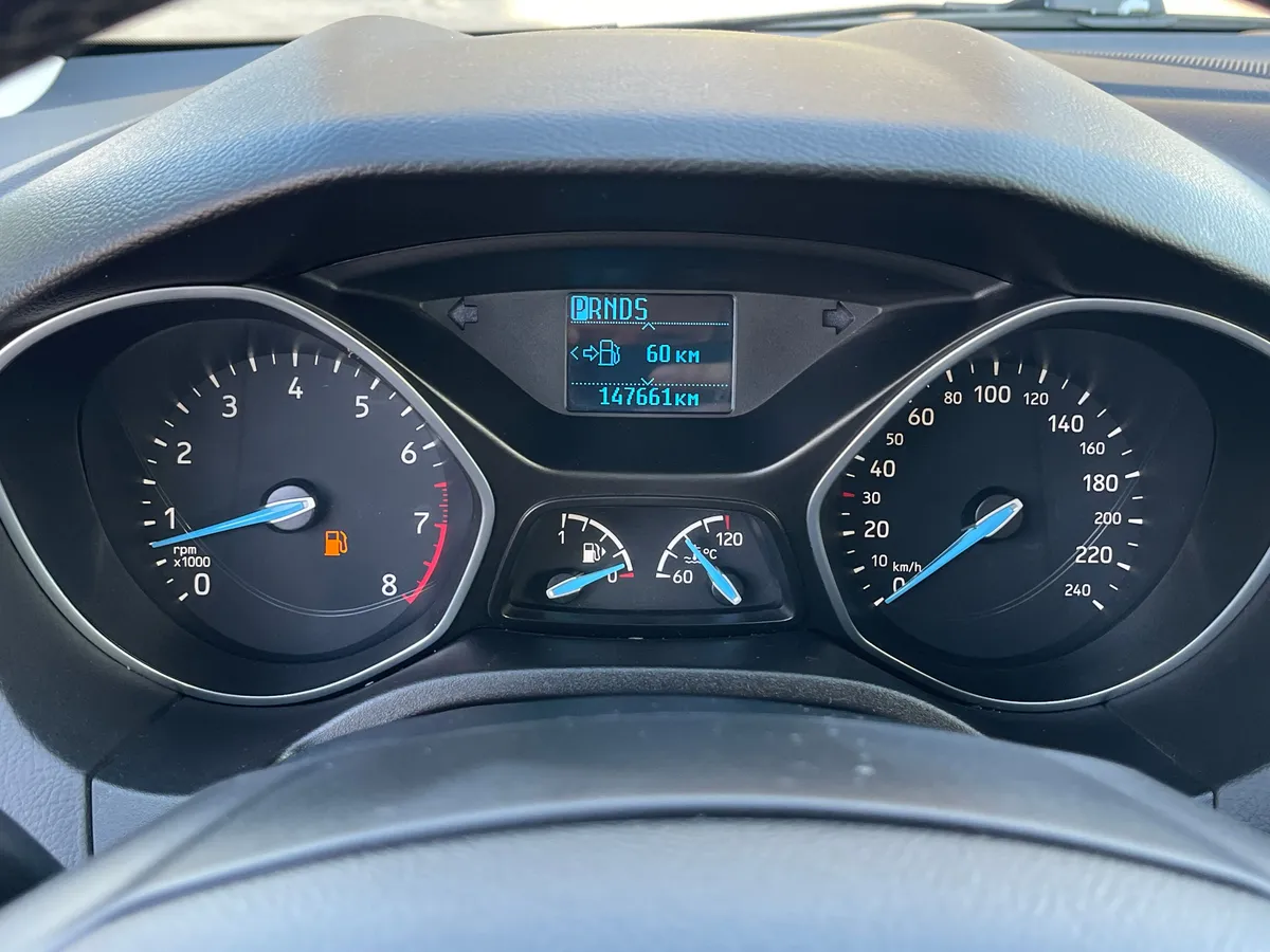 Ford Focus 1.6 Ti-VCT PowerShift (125 л.с.)