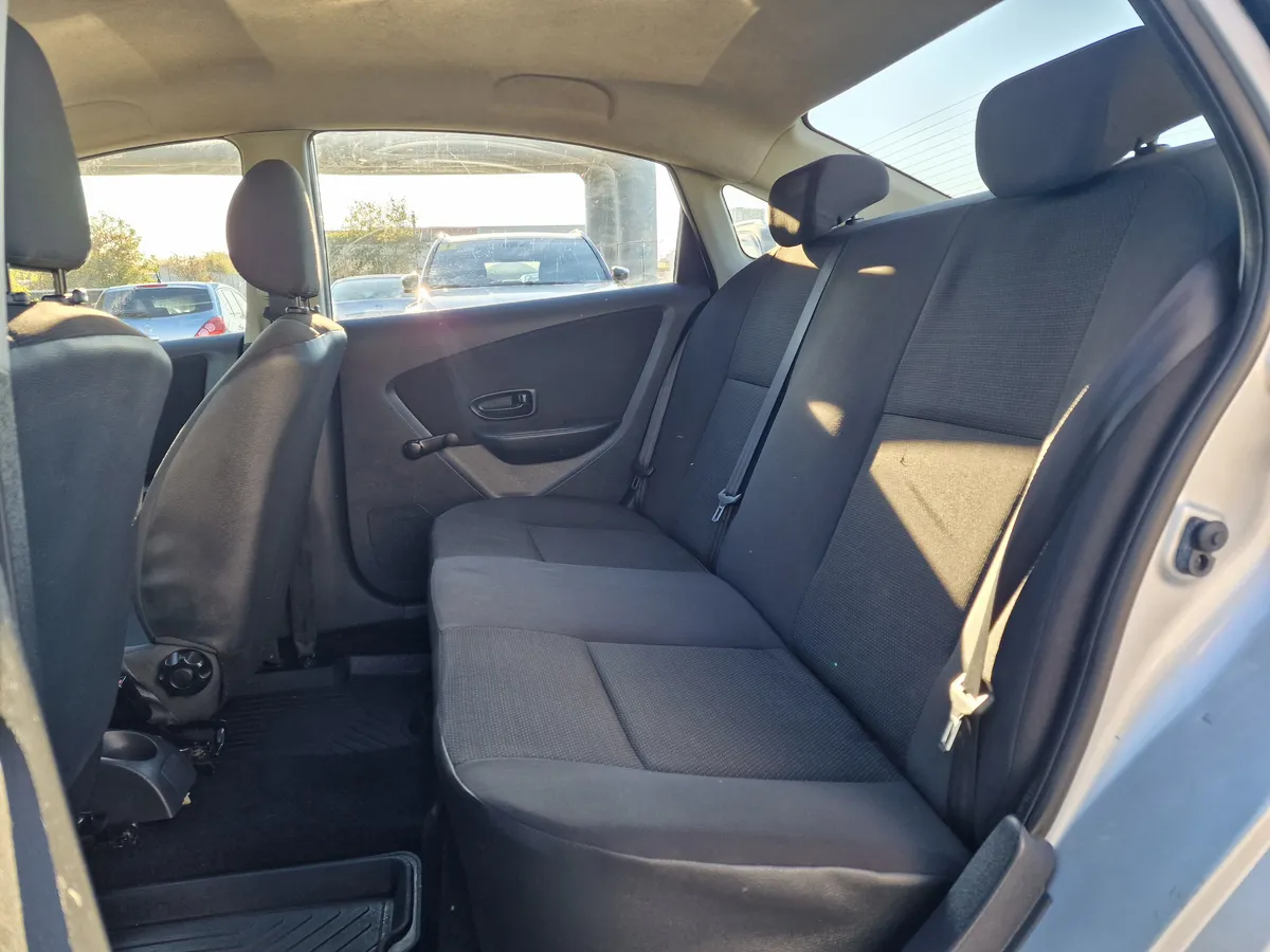 Nissan Almera 1.6 MT (102 л.с.), 2015 — фото 9