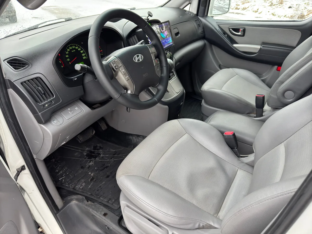 Hyundai Grand Starex 2.5 AT 4WD (145 л.с.), 2012 — фото 6