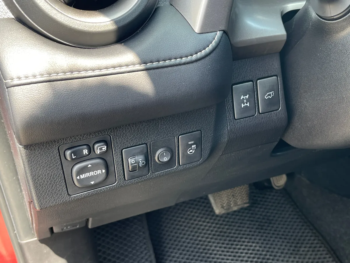 Toyota RAV4 2.0 CVT 4WD (146 л.с.), 2017 — фото 12
