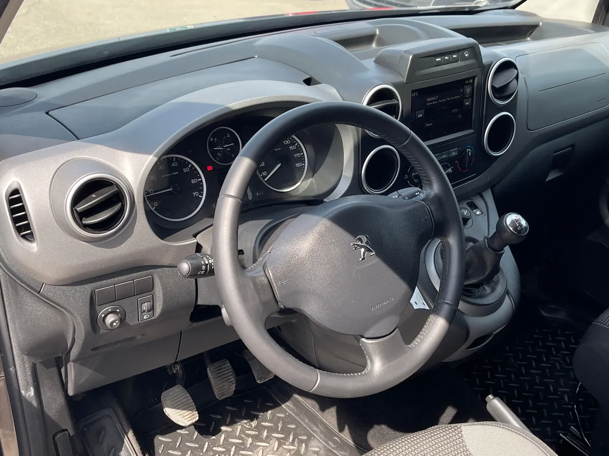 Peugeot Partner 1.6 MT (120 л.с.), 2017 — фото 5