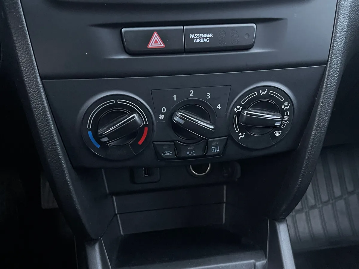 Suzuki Vitara 1.6 AT (117 л.с.), 2016 — фото 9
