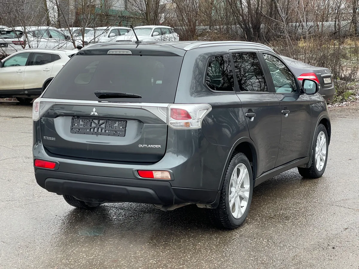 Mitsubishi Outlander 2.0 CVT 4WD (146 л.с.), 2014 — фото 4