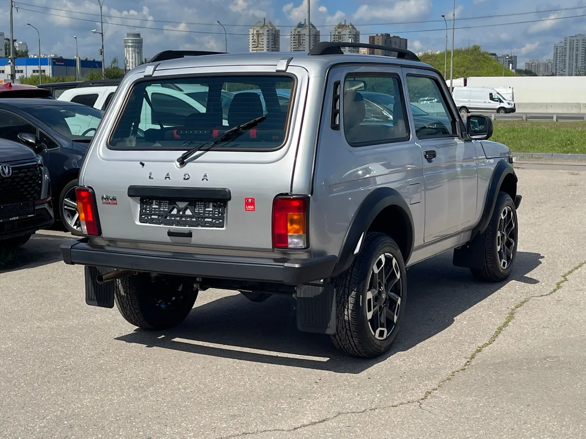 ВАЗ (Lada) Niva Legend 1.6 MT AWD (122 л.с.), 2025 — фото 4