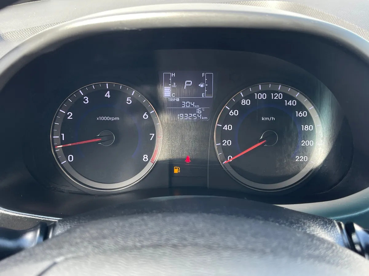 Hyundai Solaris 1.6 AT (123 л.с.)