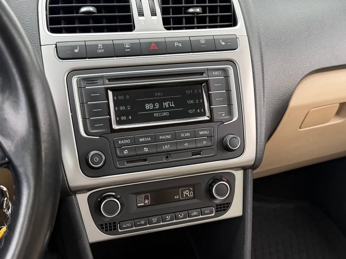 Volkswagen Polo 1.6 MPI AT (110 л.с.), 2019 — фото 8