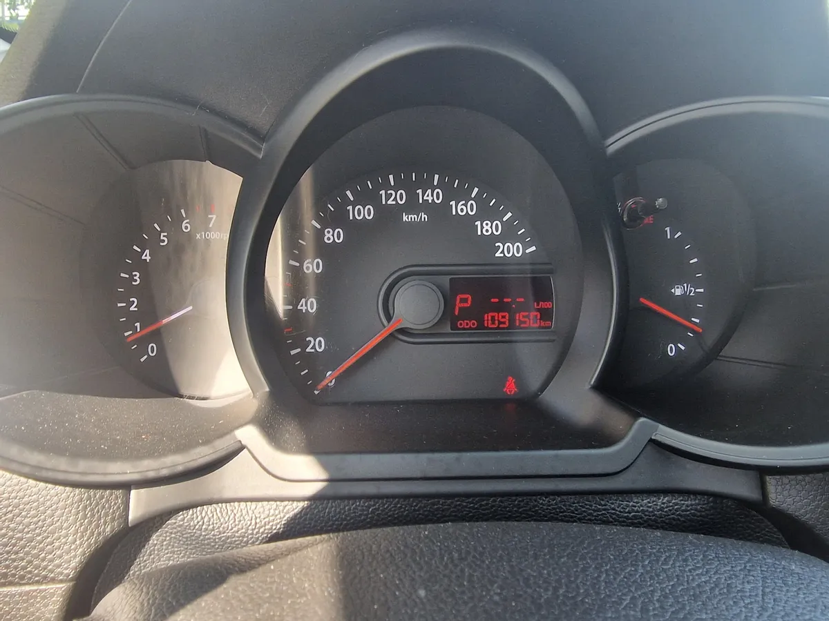 Kia Picanto 1.2 AT (85 л.с.), 2011 — фото 7