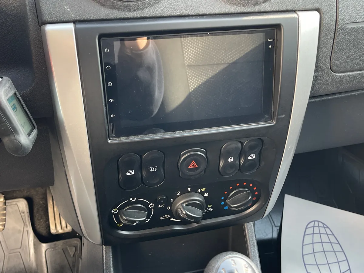 Nissan Almera 1.6 MT (102 л.с.)