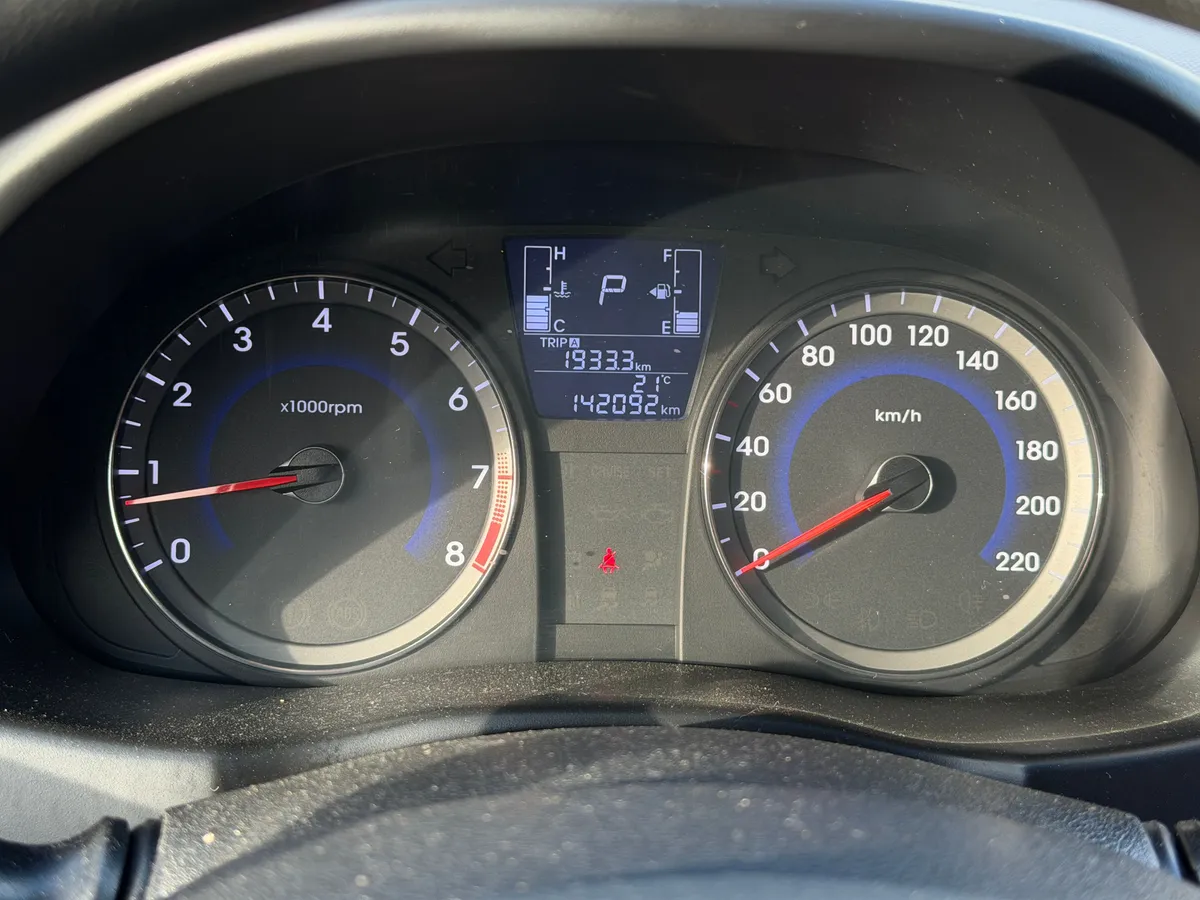 Hyundai Solaris 1.6 AT (123 л.с.)