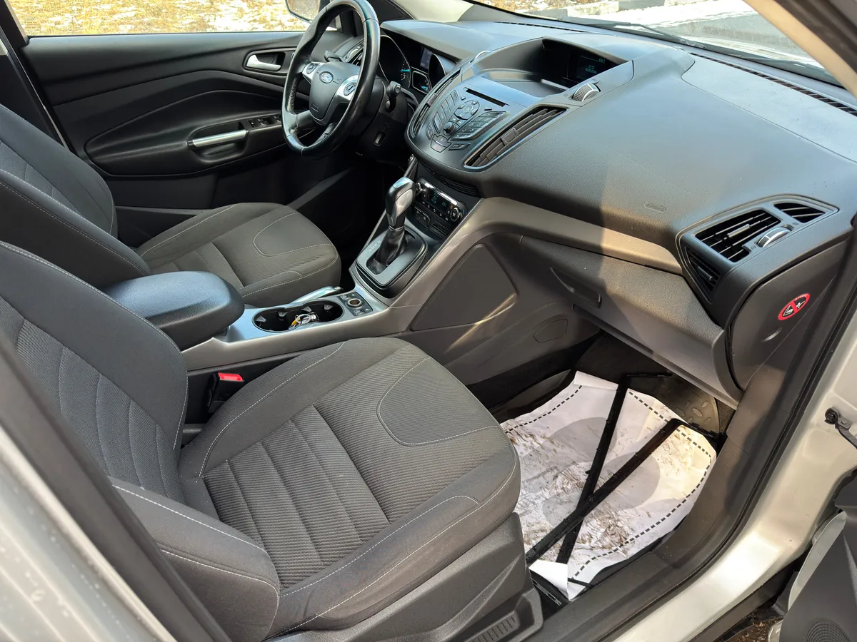 Ford Kuga 1.6 (150 л.с.), бензин, АКПП, полный привод (4WD), 2016 — фото 6